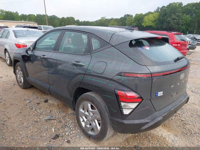 2024 HYUNDAI KONA SE 3