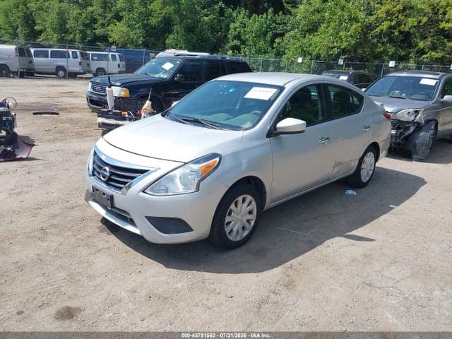 2017 NISSAN VERSA 1.6 SV 2