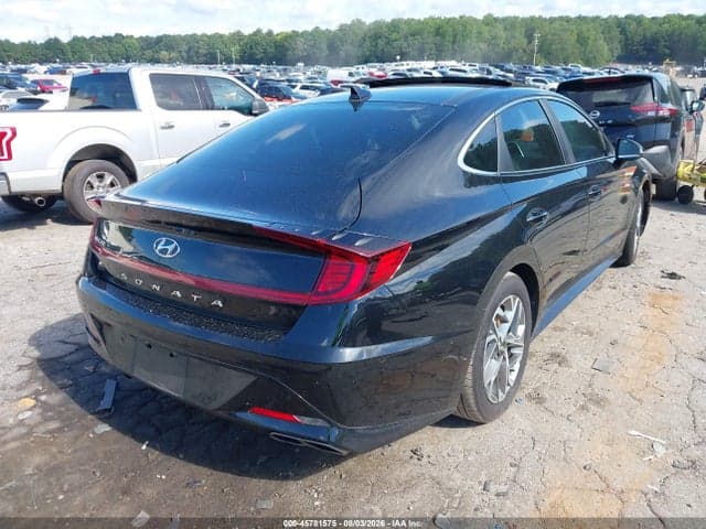 2022 HYUNDAI SONATA SEL 4