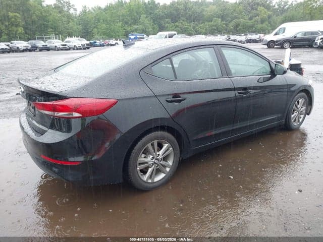 2018 HYUNDAI ELANTRA SEL 4