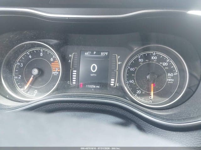 2019 JEEP CHEROKEE ALTITUDE 4X4 7