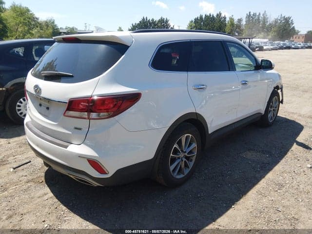 2017 HYUNDAI SANTA FE SE 4
