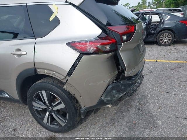 2021 NISSAN ROGUE SL FWD 6