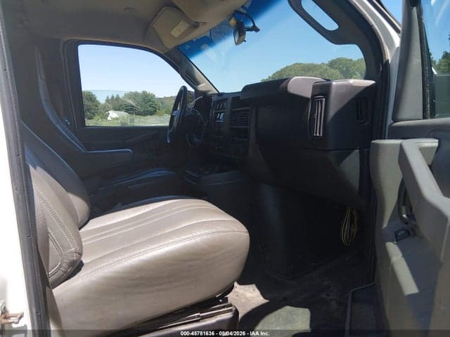 2017 CHEVROLET EXPRESS 2500 WORK VAN 5