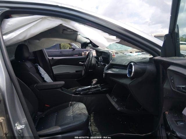 2025 CHEVROLET TRAX FWD LT 5