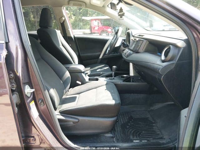 2018 TOYOTA RAV4 LE 5