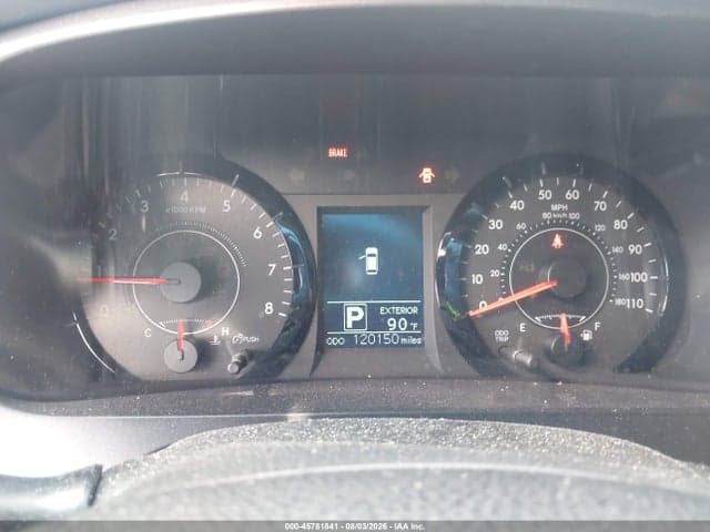 2017 TOYOTA SIENNA LE 8 PASSENGER 7