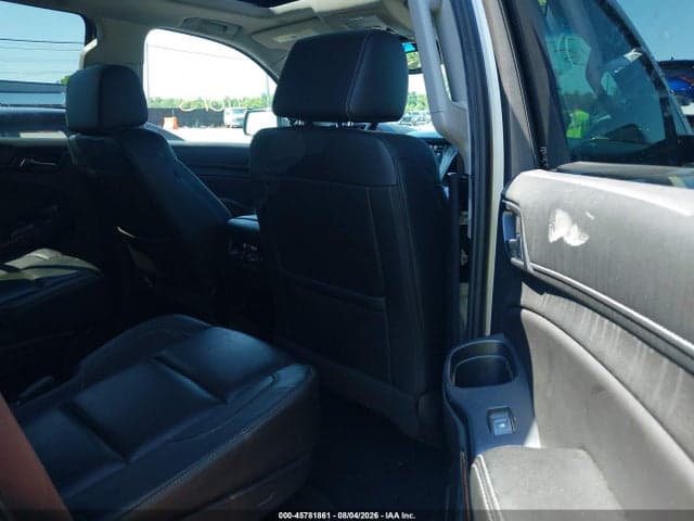 2017 CHEVROLET TAHOE PREMIER 8