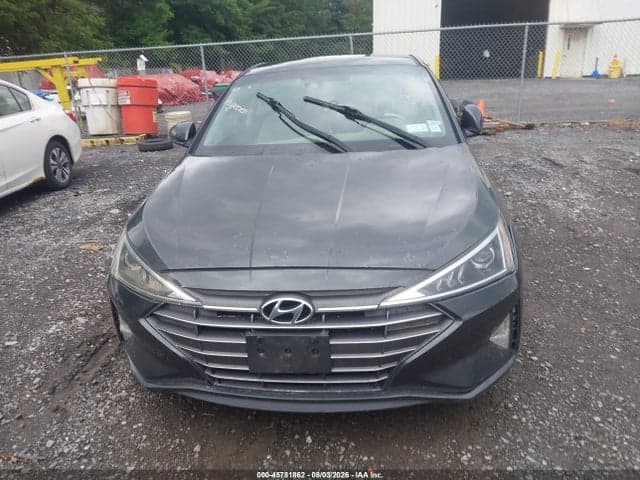 2020 HYUNDAI ELANTRA SEL 12
