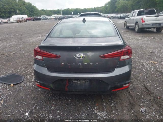 2020 HYUNDAI ELANTRA SEL 16