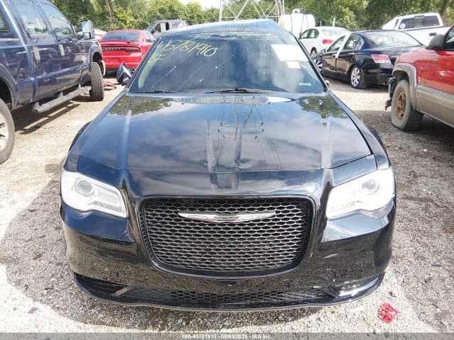 2018 CHRYSLER 300 TOURING 12