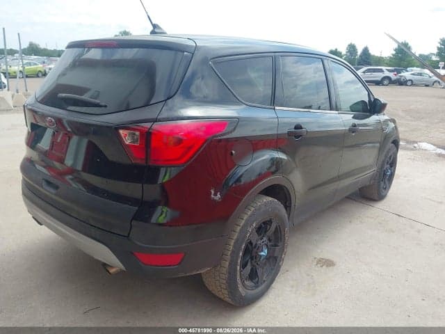 2019 FORD ESCAPE SE 4
