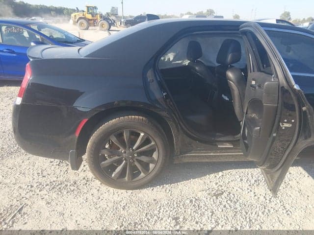 2018 CHRYSLER 300 TOURING L AWD 8