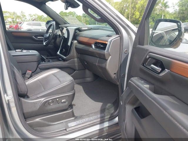 2025 GMC YUKON 2WD DENALI 5