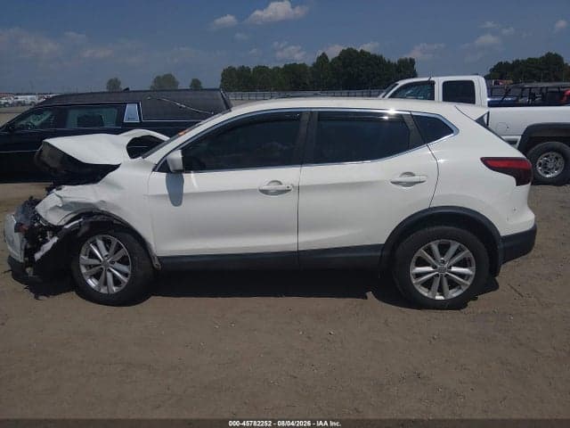 2017 NISSAN ROGUE SPORT S 14