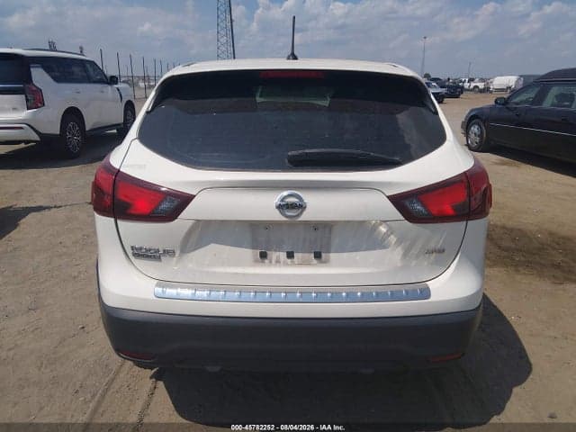 2017 NISSAN ROGUE SPORT S 16
