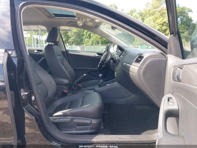 2017 VOLKSWAGEN JETTA 1.4T SE 5