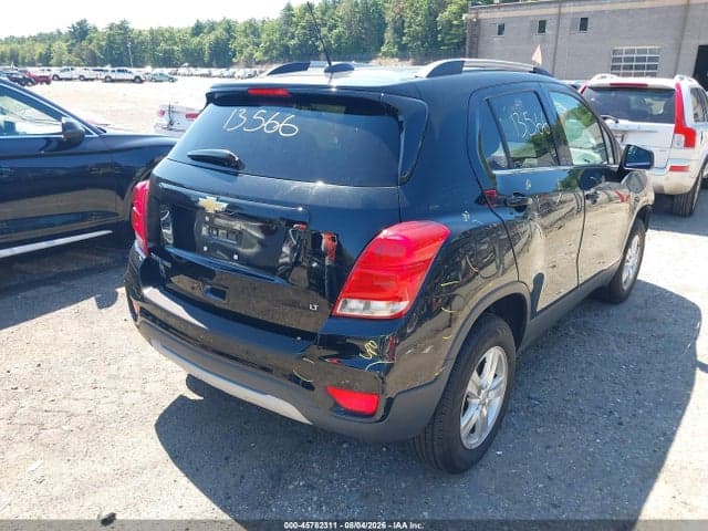 2019 CHEVROLET TRAX LT 4