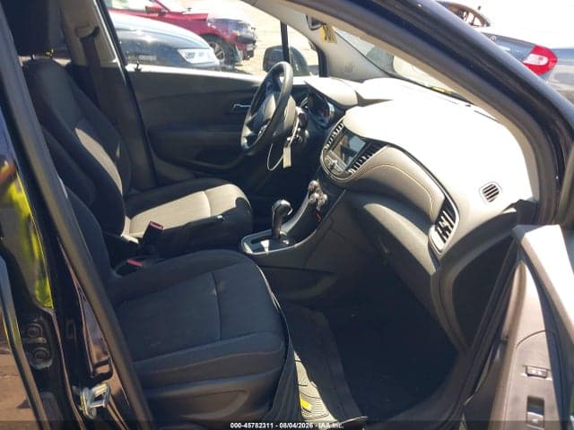 2019 CHEVROLET TRAX LT 5