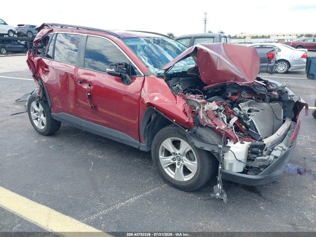 2020 TOYOTA RAV4 XLE - 1