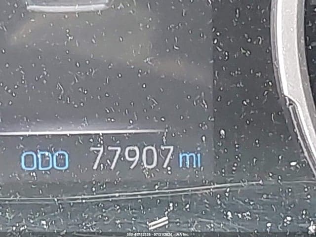2020 TOYOTA RAV4 XLE 16