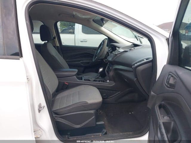 2017 FORD ESCAPE S 5