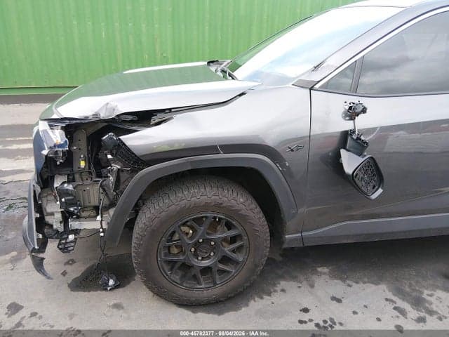 2022 TOYOTA RAV4 LE 6