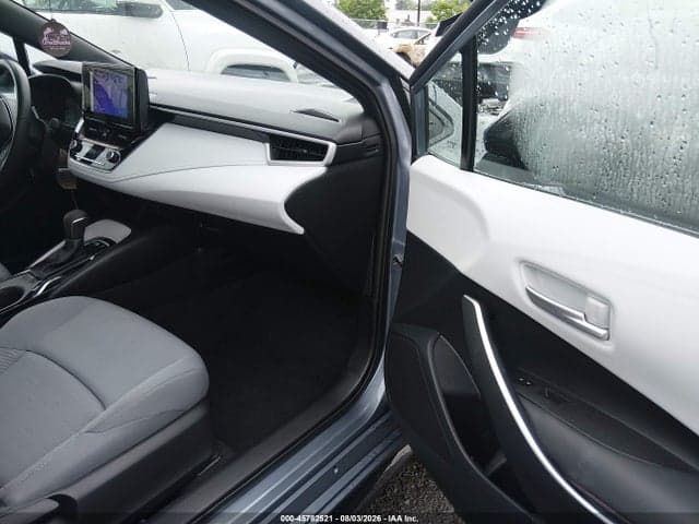 2025 TOYOTA COROLLA SE 5