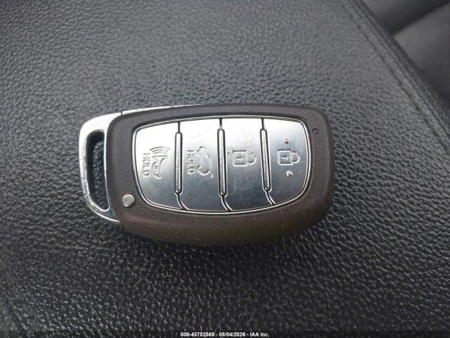 2017 HYUNDAI TUCSON SE PLUS 11