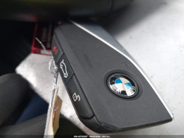 2025 BMW 530I 11
