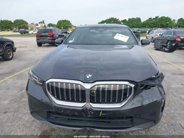 2025 BMW 530I 12