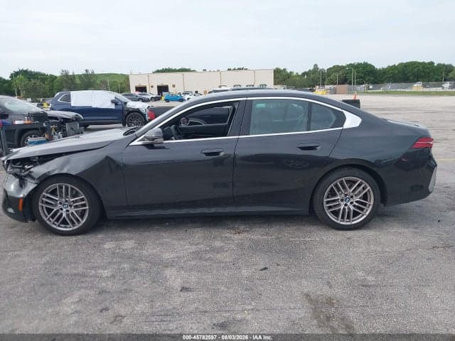 2025 BMW 530I 14
