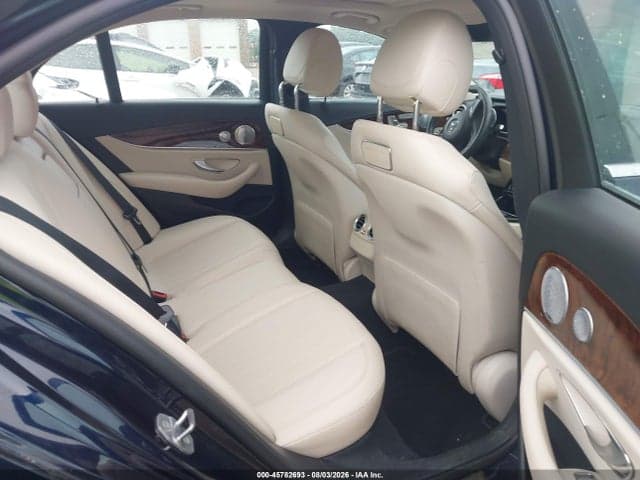 2018 MERCEDES-BENZ E 300 8