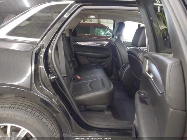 2017 CADILLAC XT5 LUXURY 8