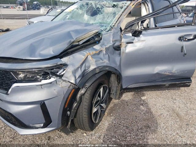 2023 KIA SORENTO S 6