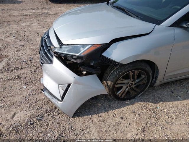 2019 HYUNDAI ELANTRA SEL 18