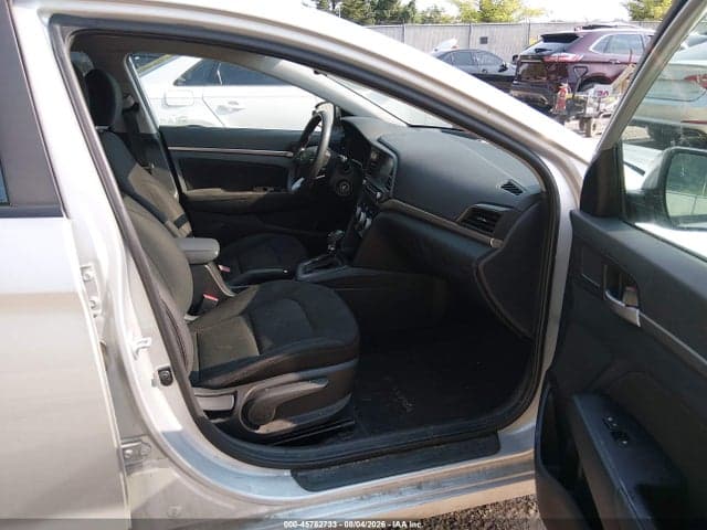 2019 HYUNDAI ELANTRA SEL 5