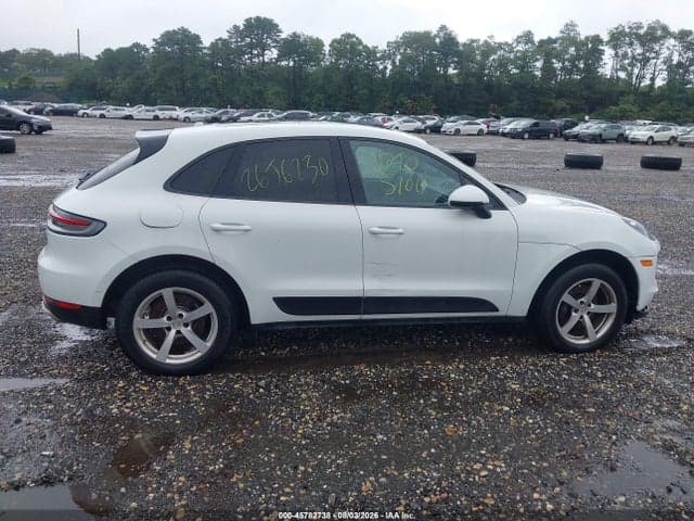 2020 PORSCHE MACAN 12