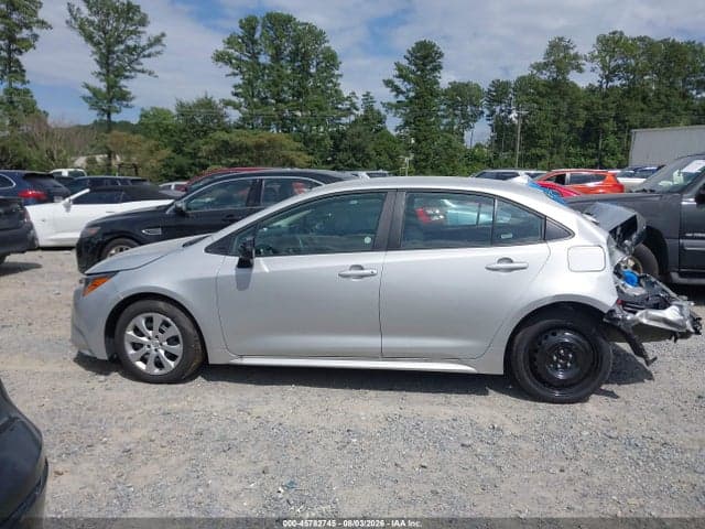 2025 TOYOTA COROLLA LE 13