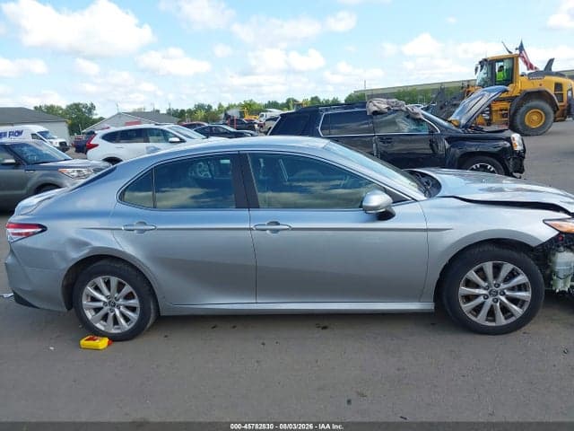 2019 TOYOTA CAMRY LE 14