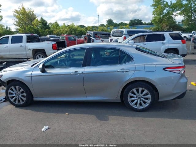 2019 TOYOTA CAMRY LE 15