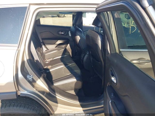 2021 JEEP CHEROKEE LATITUDE LUX 4X4 8