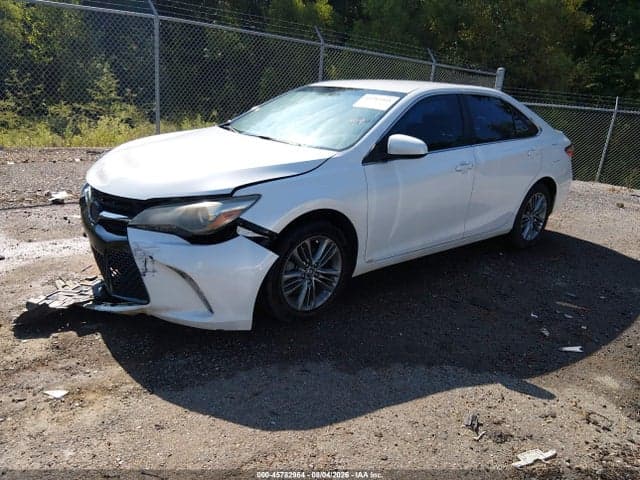 2017 TOYOTA CAMRY SE 2