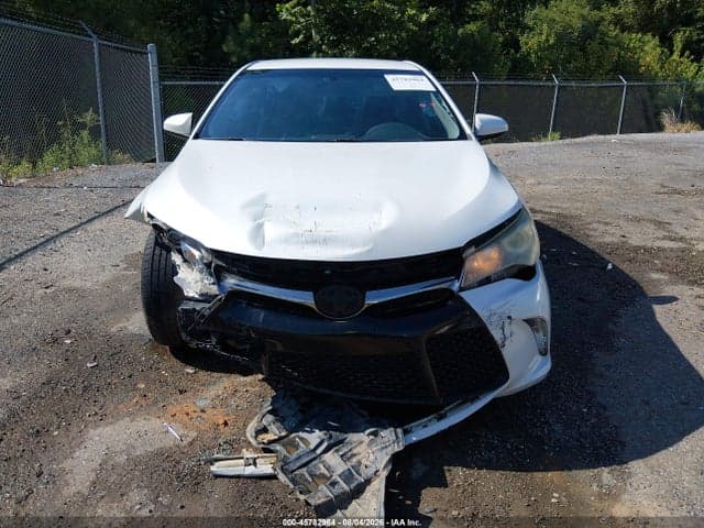 2017 TOYOTA CAMRY SE 12