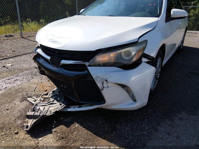 2017 TOYOTA CAMRY SE 20