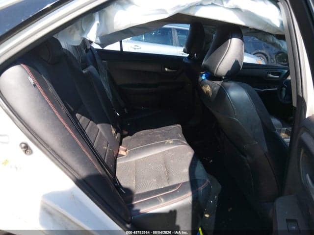 2017 TOYOTA CAMRY SE 8