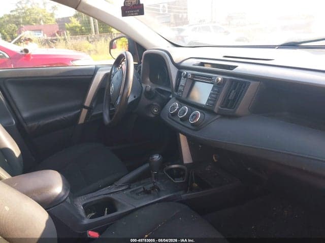 2018 TOYOTA RAV4 LE 5