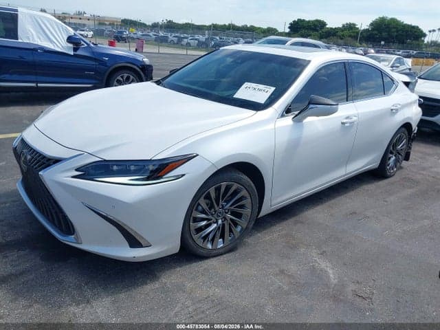 2025 LEXUS ES 300H ULTRA LUXURY 2