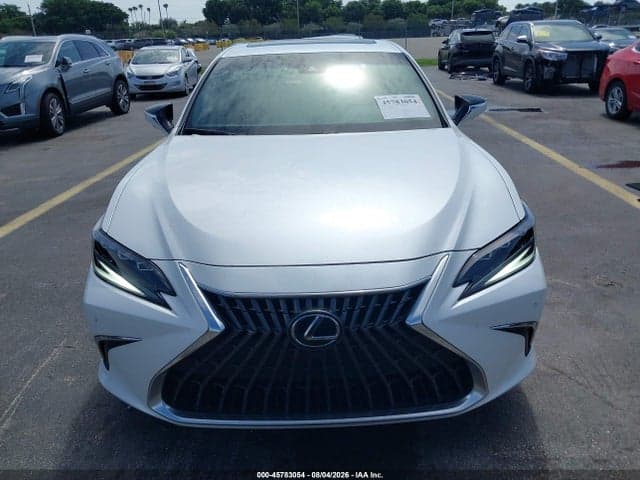 2025 LEXUS ES 300H ULTRA LUXURY 12