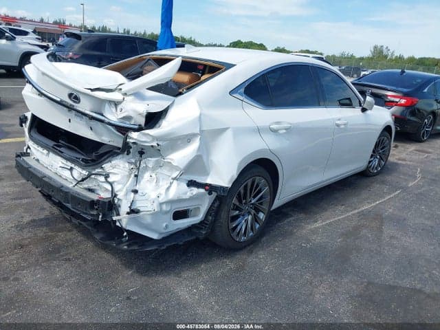 2025 LEXUS ES 300H ULTRA LUXURY 4